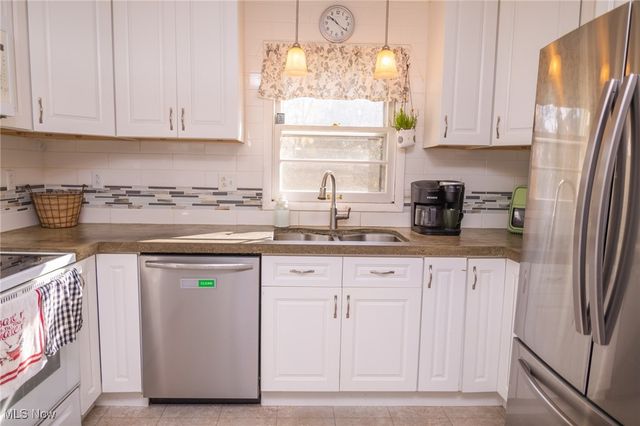 69565 Crescent Road, St Clairsville, OH 43950