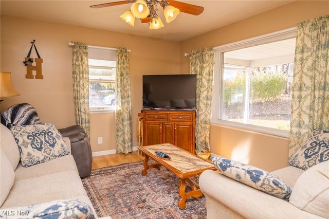 69565 Crescent Road, St Clairsville, OH 43950