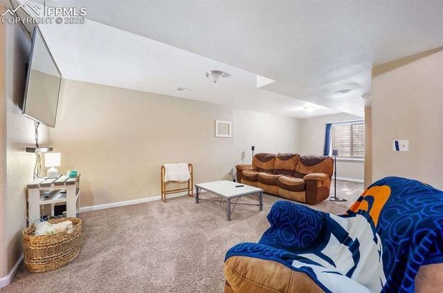 1036 S Los Charros Drive, Pueblo, CO 81007