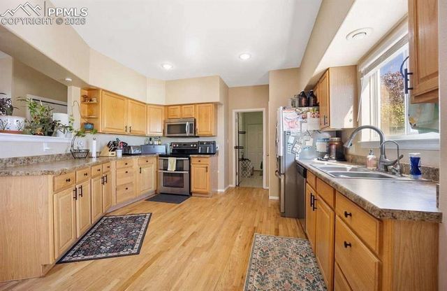 1036 S Los Charros Drive, Pueblo, CO 81007