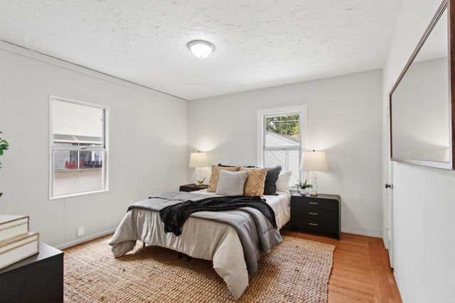 2728 Harkness St, Sacramento, CA 95818