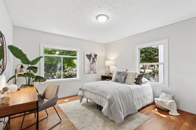 2728 Harkness St, Sacramento, CA 95818