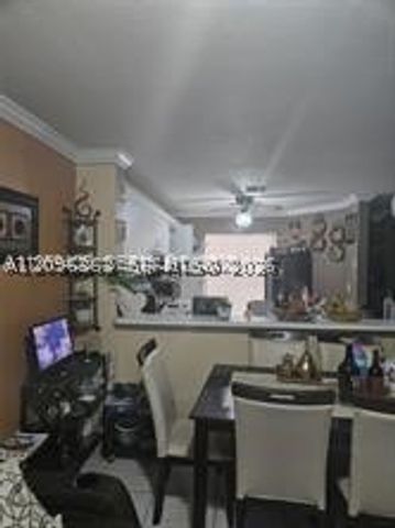 4925 W Lakes Dr, Deerfield Beach, FL 33442