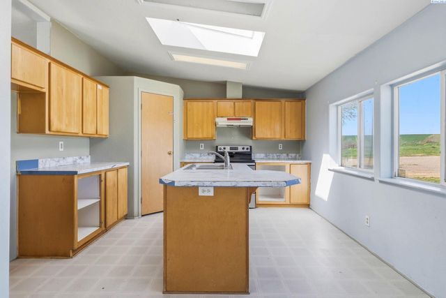 313 Green, Pasco, WA 99301