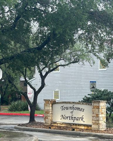 1915 Crossgate Park, San Antonio, TX 78247
