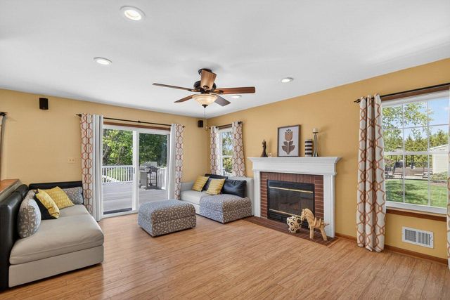 15 ANNIE LN, Robbinsville, NJ 08691