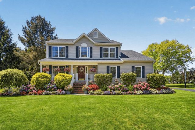 15 ANNIE LN, Robbinsville, NJ 08691