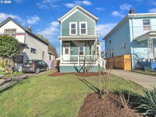 1527 Se CLINTON St, Portland, OR 97202