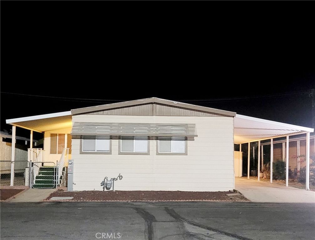 Image 2 of property listing at 655 E Main 62, San Jacinto, CA 92583