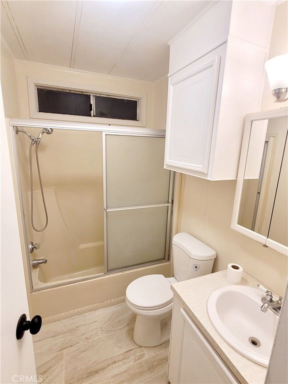 Image 20 of property listing at 655 E Main 62, San Jacinto, CA 92583