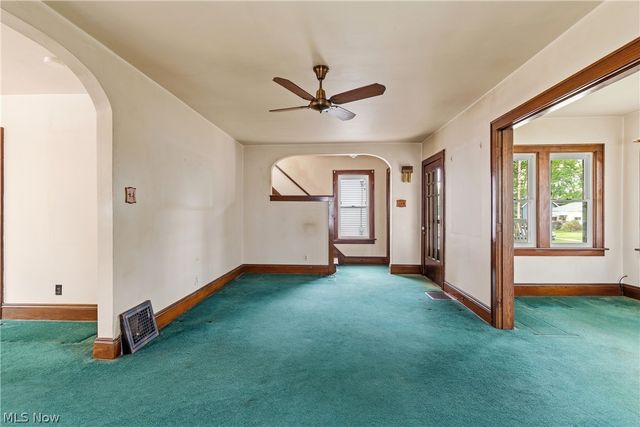 33 Fairlawn Avenue, Rittman, OH 44270