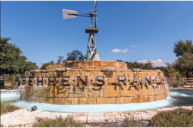 3004 Edgecreek PL, Round Rock, TX 78681