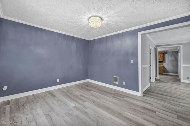 1140 W 5th Street, Lorain, OH 44052