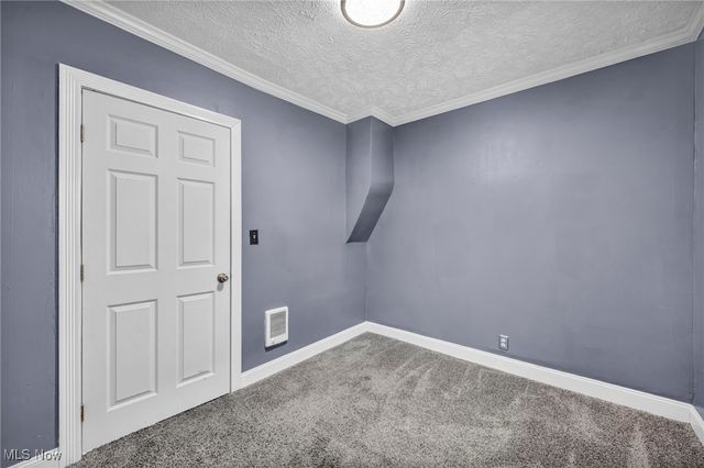 1140 W 5th Street, Lorain, OH 44052