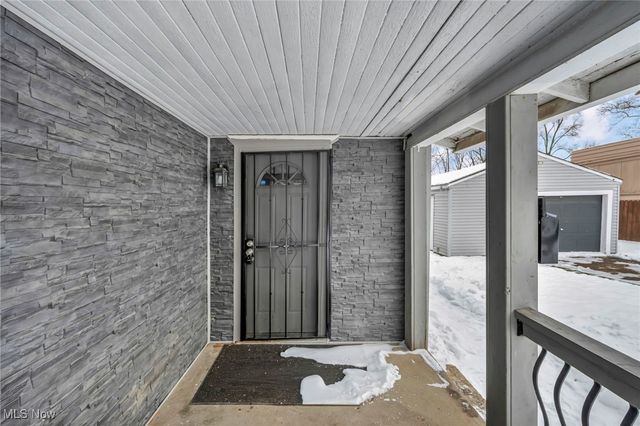 1140 W 5th Street, Lorain, OH 44052