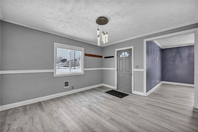 1140 W 5th Street, Lorain, OH 44052