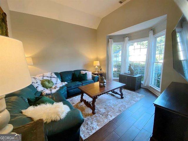 1085 S Bethany Creek Drive, Milton, GA 30004