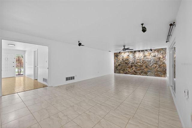 1903 ORO COURT, Clearwater, FL 33764
