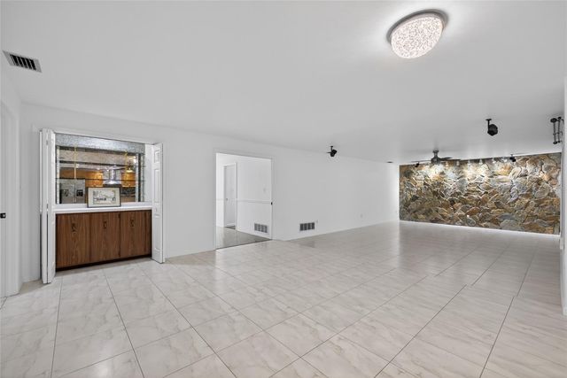 1903 ORO COURT, Clearwater, FL 33764