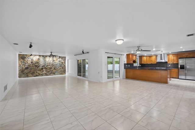 1903 ORO COURT, Clearwater, FL 33764