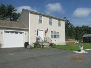 218 R , Hart St B, Taunton, MA 02780