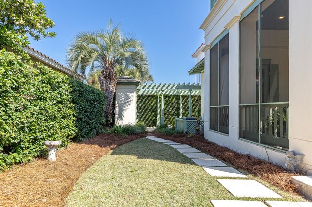 190 Rue Caribe, Miramar Beach, FL 32550