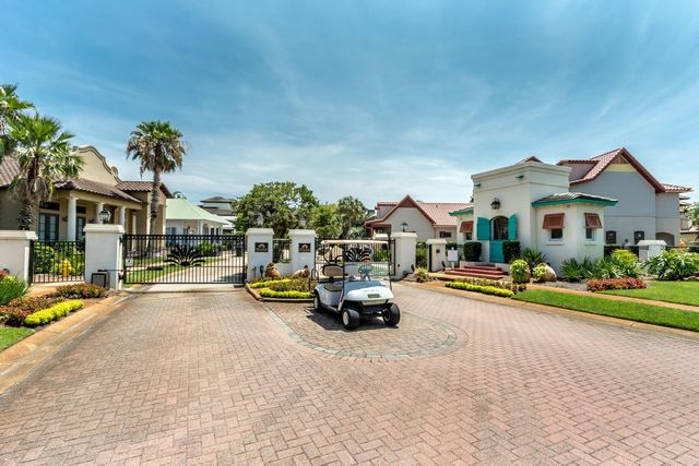 190 Rue Caribe, Miramar Beach, FL 32550