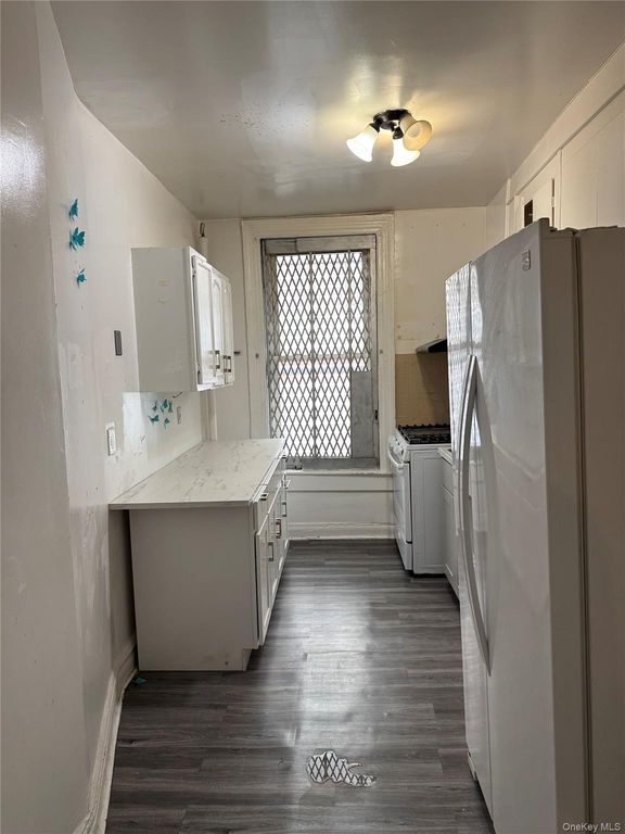 1070 Grant Avenue, Bronx, NY 10456 — photo 3