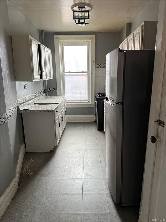 1070 Grant Avenue, Bronx, NY 10456 — photo 4