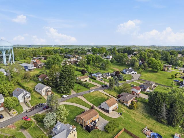 8 Jane STREET, Kennedy Twp, PA 15108