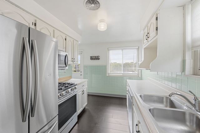 8 Jane STREET, Kennedy Twp, PA 15108