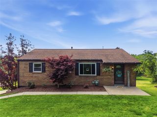 8 Jane STREET, Kennedy Twp, PA 15108