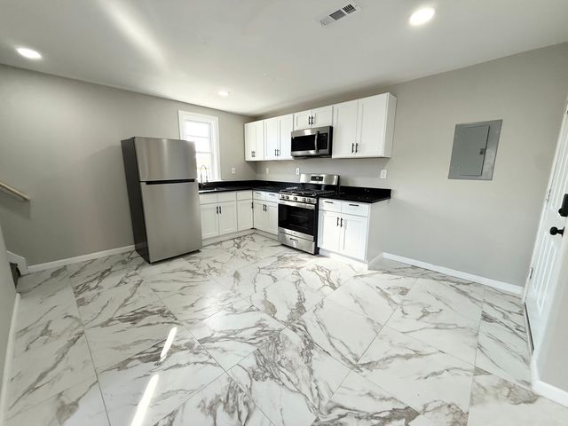 41 Howe Street 2, New Haven, CT 06511