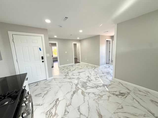 41 Howe Street 2, New Haven, CT 06511