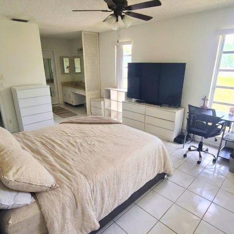 13746 Via Flora E, Delray Beach, FL 33484