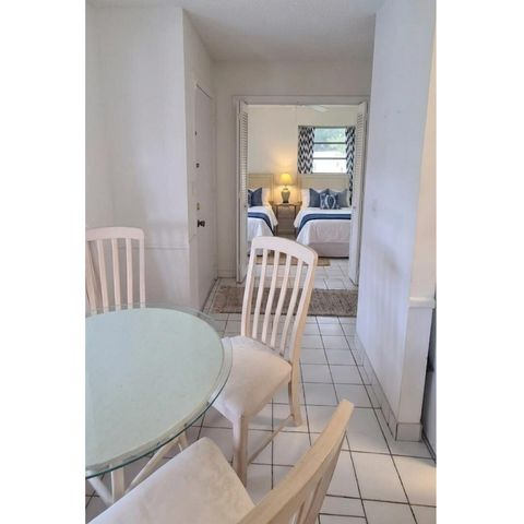 13746 Via Flora E, Delray Beach, FL 33484