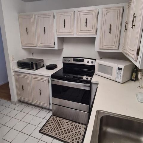 13746 Via Flora E, Delray Beach, FL 33484