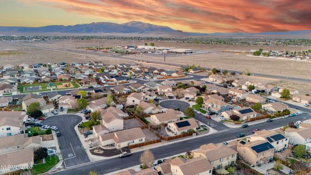 1708 Little Oak Court, Fernley, NV 89408