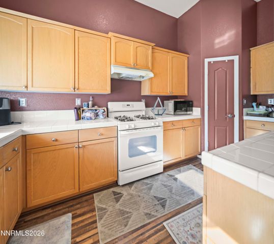 1708 Little Oak Court, Fernley, NV 89408