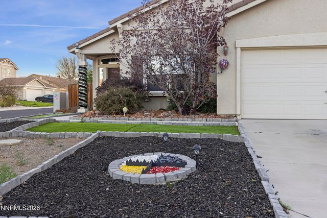 1708 Little Oak Court, Fernley, NV 89408