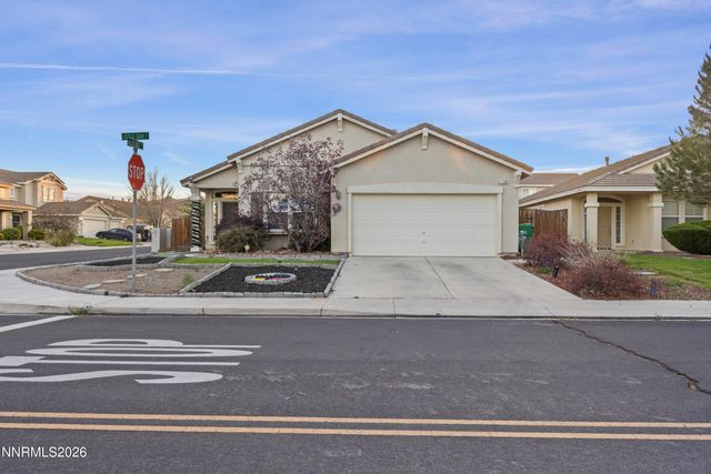 1708 Little Oak Court, Fernley, NV 89408