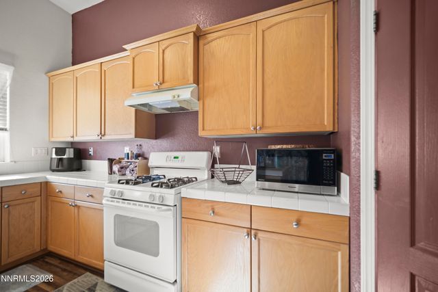 1708 Little Oak Court, Fernley, NV 89408
