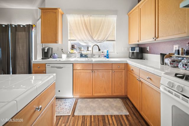 1708 Little Oak Court, Fernley, NV 89408
