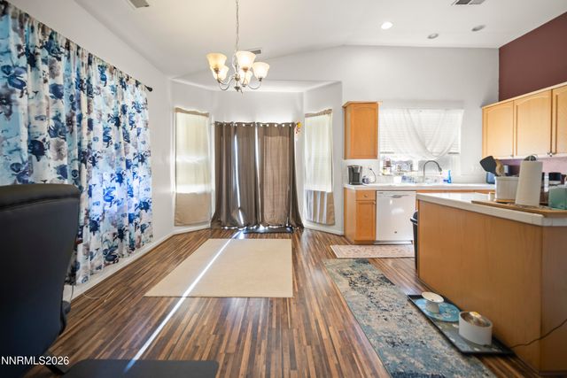 1708 Little Oak Court, Fernley, NV 89408