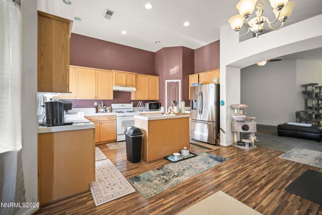 1708 Little Oak Court, Fernley, NV 89408