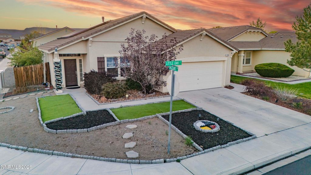 1708 Little Oak Court, Fernley, NV 89408