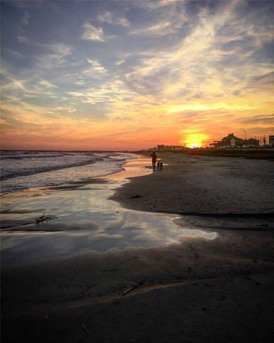 7000 Seawall Blvd 1021, Galveston, TX 77551