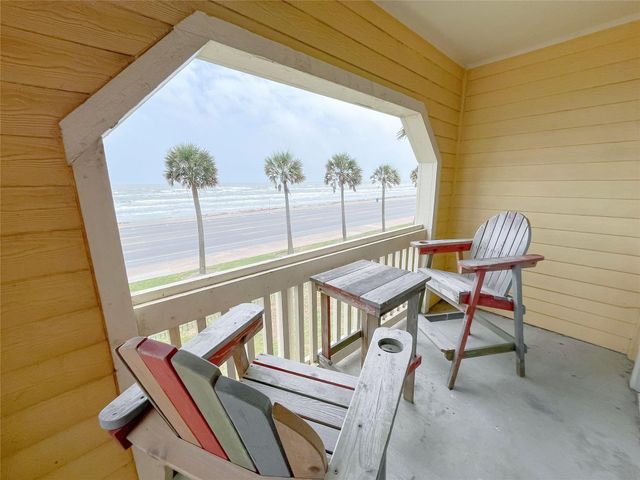 7000 Seawall Blvd 1021, Galveston, TX 77551