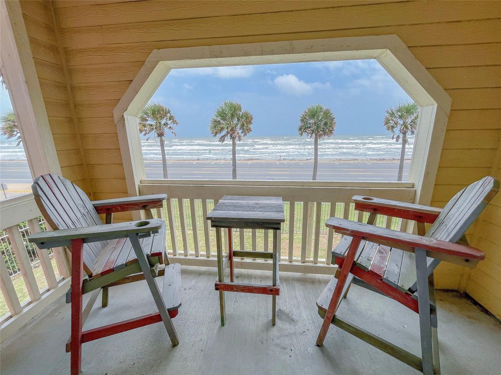 7000 Seawall Blvd 1021, Galveston, TX 77551