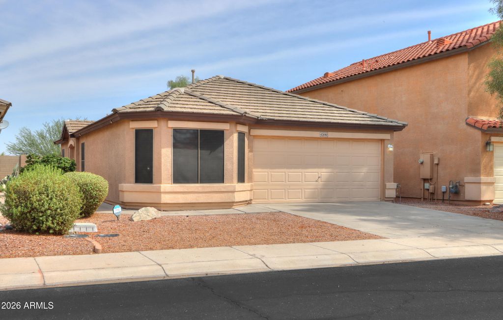 42490 W HILLMAN Drive, Maricopa, AZ 85138 — exterior